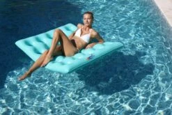 Hamac Square – Vierkante Luchtmatras – Kerlis -Pool Technik Winkel 13104 Action3